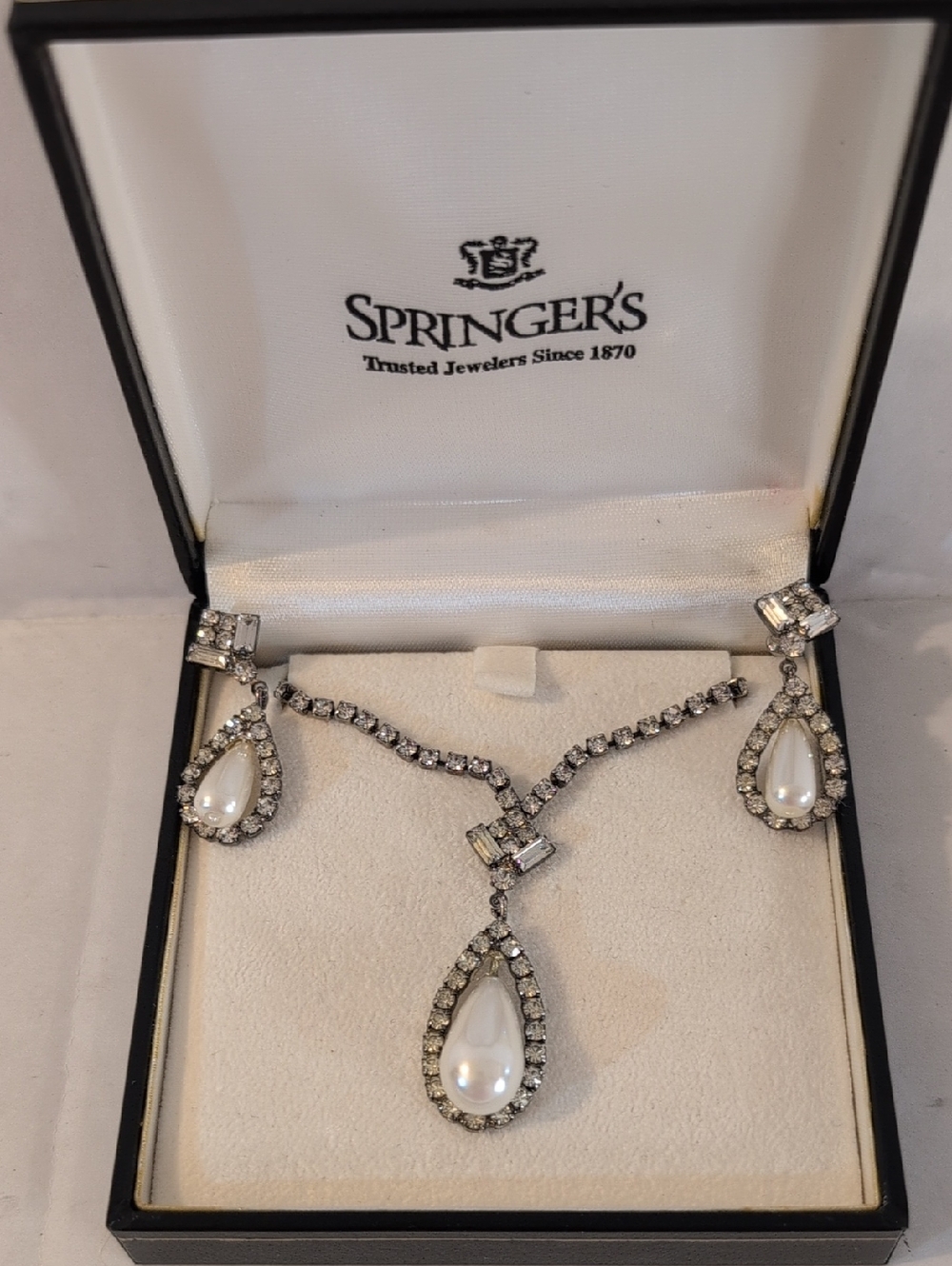 Springer’s Silver-Tone Pearl Teardrop Necklace & Earrings - White Pearls